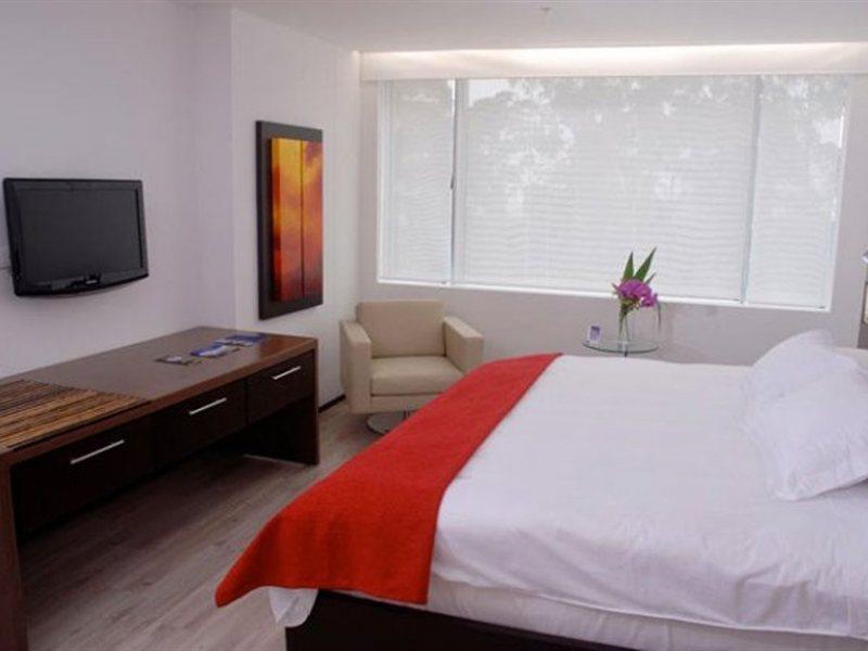 Hotel Nh Collection Medellin Royal Habitación foto